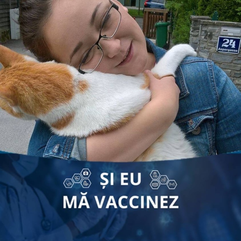 Meet your Posher, Lavinia